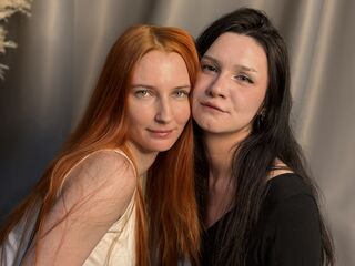 SilviaAndArlette's Live webcam sex Profile Image